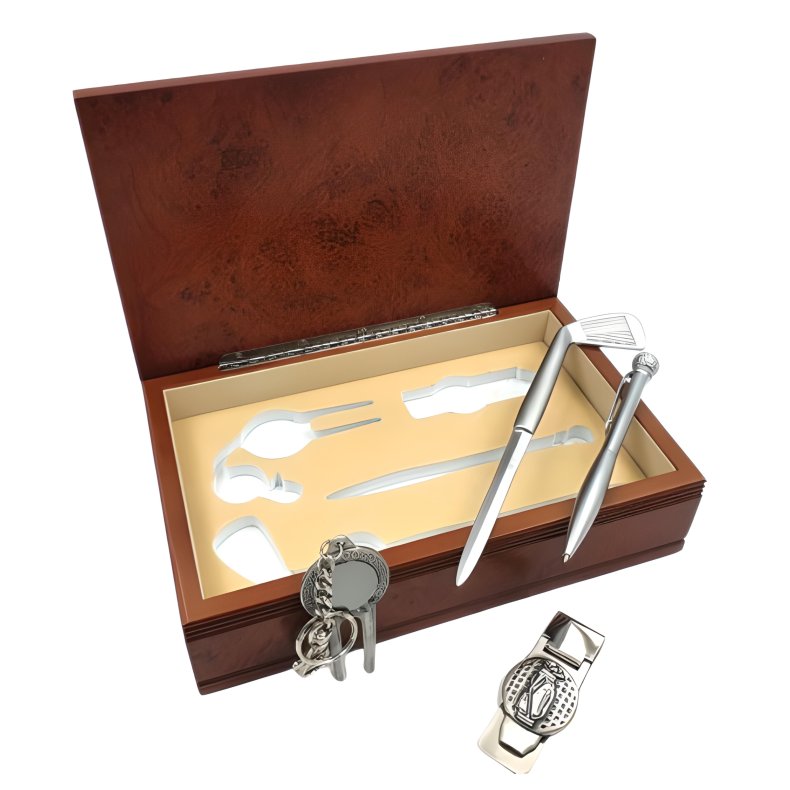 Golf Gaves�t i Brun Tr��ske